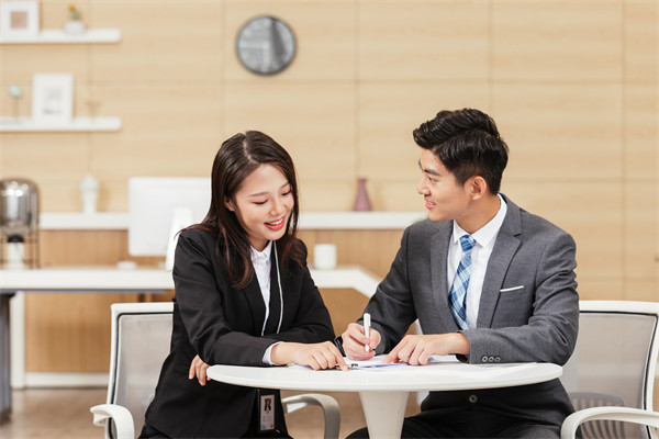 人力資源規(guī)劃：預(yù)測需求，制定合理的人才戰(zhàn)略