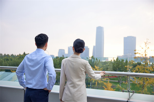 福利政策規(guī)劃：提供福利保障，增強員工忠誠度