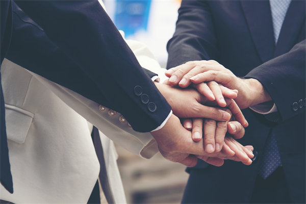 人力資源管理新策略：構(gòu)建人才磁場，推動企業(yè)發(fā)展