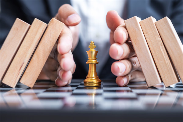 企業(yè)戰(zhàn)略調(diào)整如何有效應(yīng)對(duì)行業(yè)變革挑戰(zhàn)？