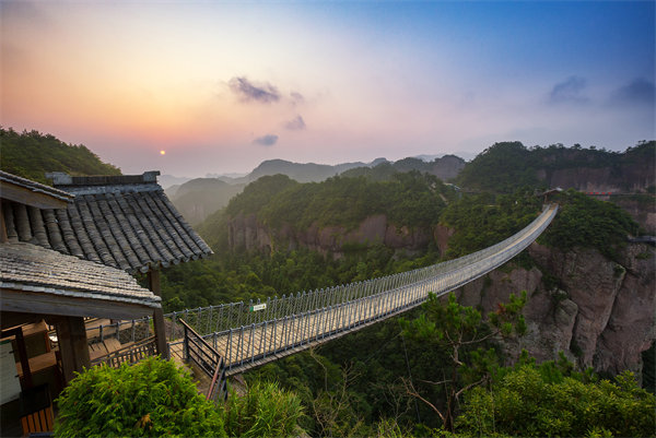 臺州管理咨詢機(jī)構(gòu)如何助力企業(yè)戰(zhàn)略規(guī)劃落地？