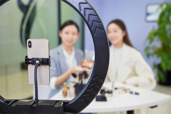 如何制定有效的營(yíng)銷(xiāo)策略，以提升品牌影響力？