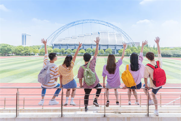 校園招聘嚴(yán)禁限定985和211高校，對(duì)制造業(yè)有哪些啟示？