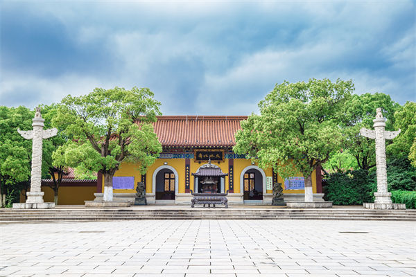 南昌年度經(jīng)營(yíng)計(jì)劃咨詢(xún)公司如何為企業(yè)定制全年發(fā)展藍(lán)圖？