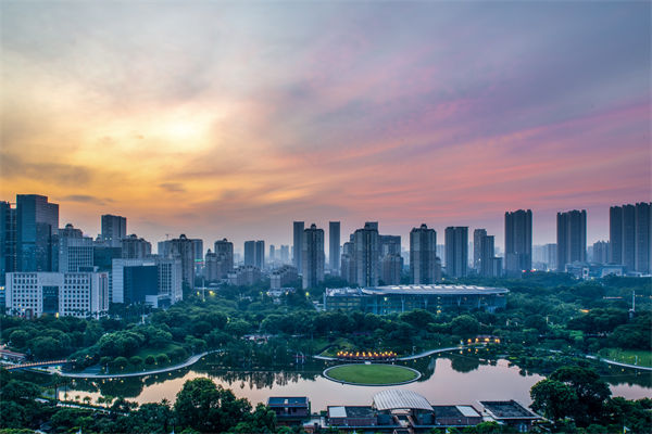 佛山預(yù)算管理咨詢公司如何助力企業(yè)實(shí)現(xiàn)預(yù)算精準(zhǔn)控制？