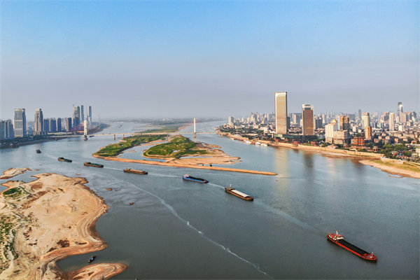 企業(yè)如何借助南昌營銷咨詢公司提升品牌影響力和市場(chǎng)份額？