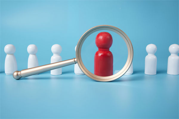招聘效率低下，人力資源管理如何優(yōu)化流程精準(zhǔn)引才？