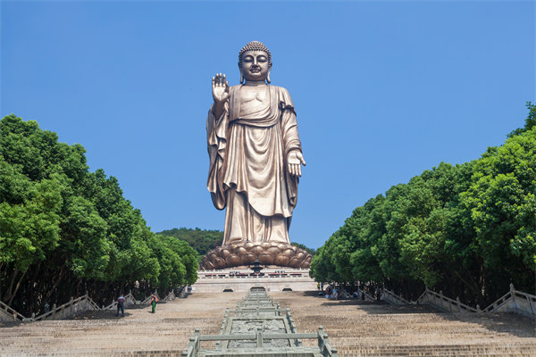 無(wú)錫戰(zhàn)略咨詢(xún)公司如何幫企業(yè)突破增長(zhǎng)瓶頸，實(shí)現(xiàn)逆勢(shì)突圍？
